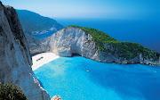 La Bahía Navagio es una Playa de la isla Griega Zakynthos del grupo de las . (el cielo en la tierra zakynthos greece )