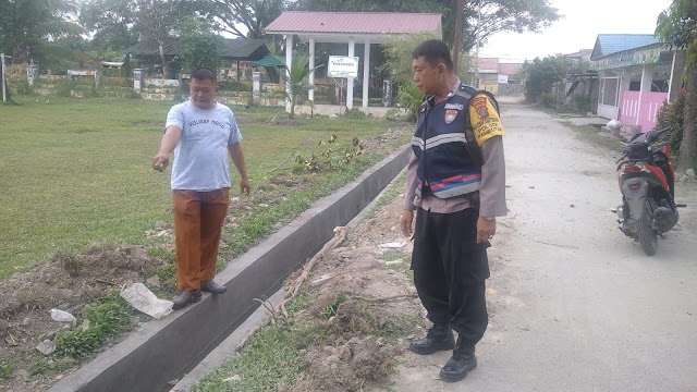 Bhabinkamtibmas Polsek Rambutan Bersama Kepling 2 Tanjung Marulak dan Babinsa Sampaikan Pesan Kamtibmas