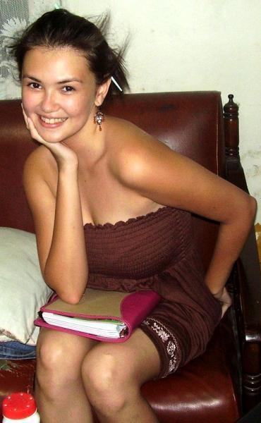 Filipino Popular Actress Angelica Panganiban