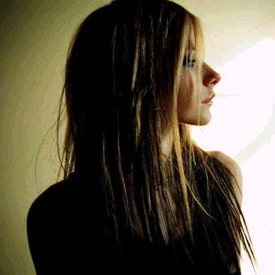 Famous Canadian Singer Avril Lavigne Photo Gallery