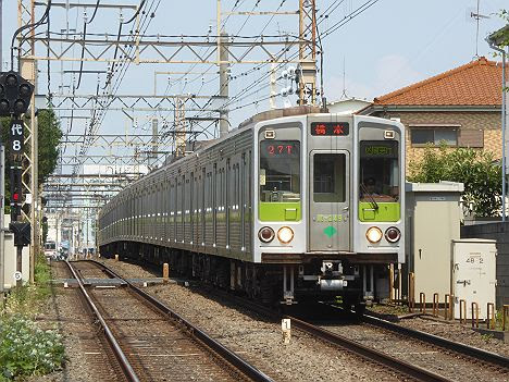 京王電鉄　区間急行　橋本行き10　都営10-000形240F緑プレート