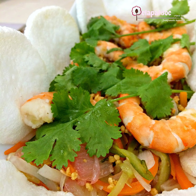 Prawn Pomelo Salad from Tra Vinh