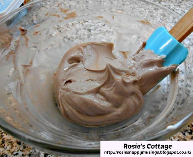 Super Yummy Chocolate Swiss Roll: I choose to make a chocolate cream cheese frosting... yum!