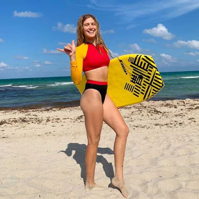 Eugenie Bouchard surfing