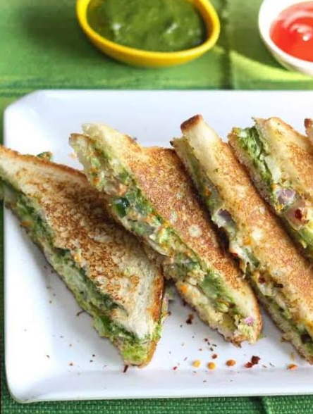 वेज मेयो सैंडविच बनाने की विधी - Veg Mayonnaise Sandwich Banane Ki Vidhi
