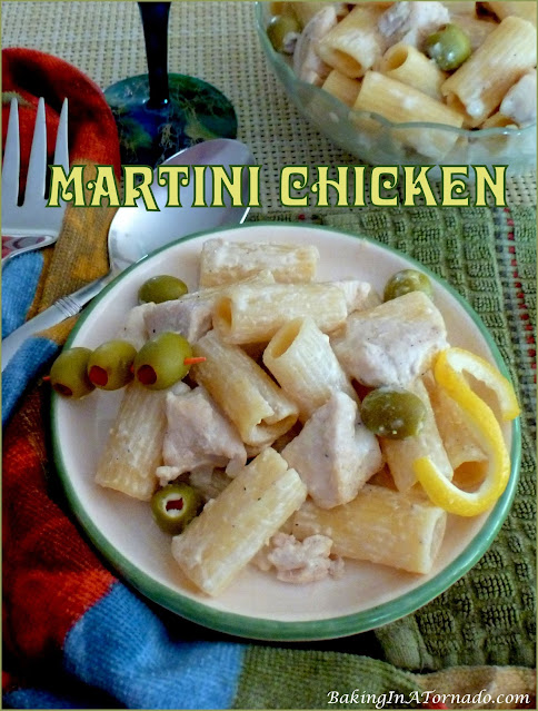 Martini Chicken, cocktail before dinner? Or for dinner? | recipe developed by www.BakingInATornado.com | #recipe #dinner