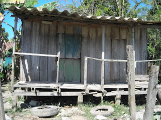 wooden house, El Porvenir, Honduras