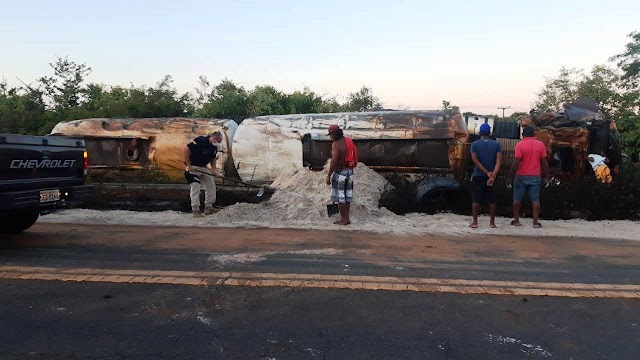 PRF é acionada para atender acidente tipo tombamento na BR 343, no norte do Piauí