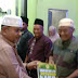 Safari Ramadan di Masjid Al-Jihad Kecamatan Moro, Bupati Karimun Serahkan Bantuan Sebesar Rp 150 Juta