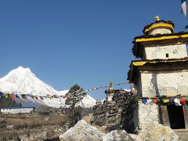 Mount Manaslu Trekking