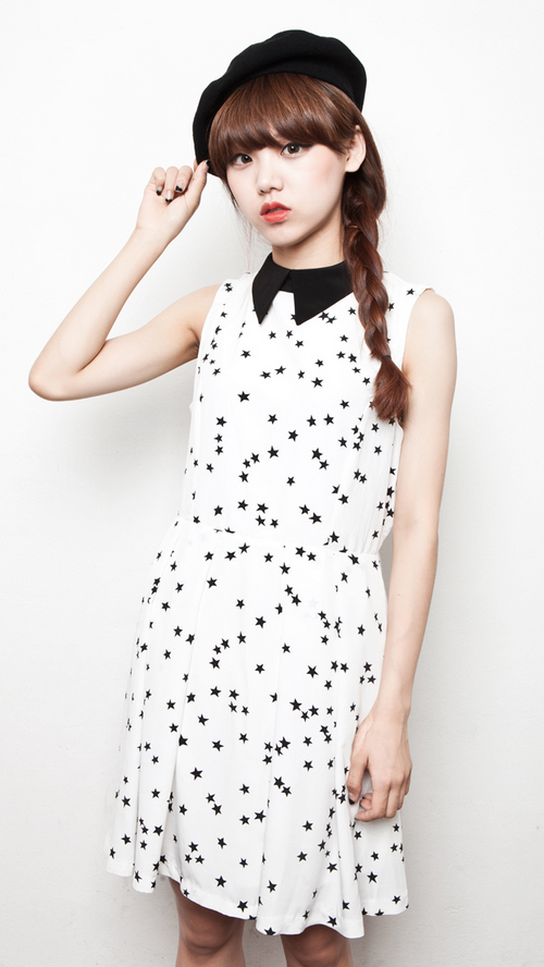  Star Print Sleeveless Dress