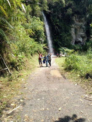 Suasana Damai di Sekitar Curug Ceret Pangalengan