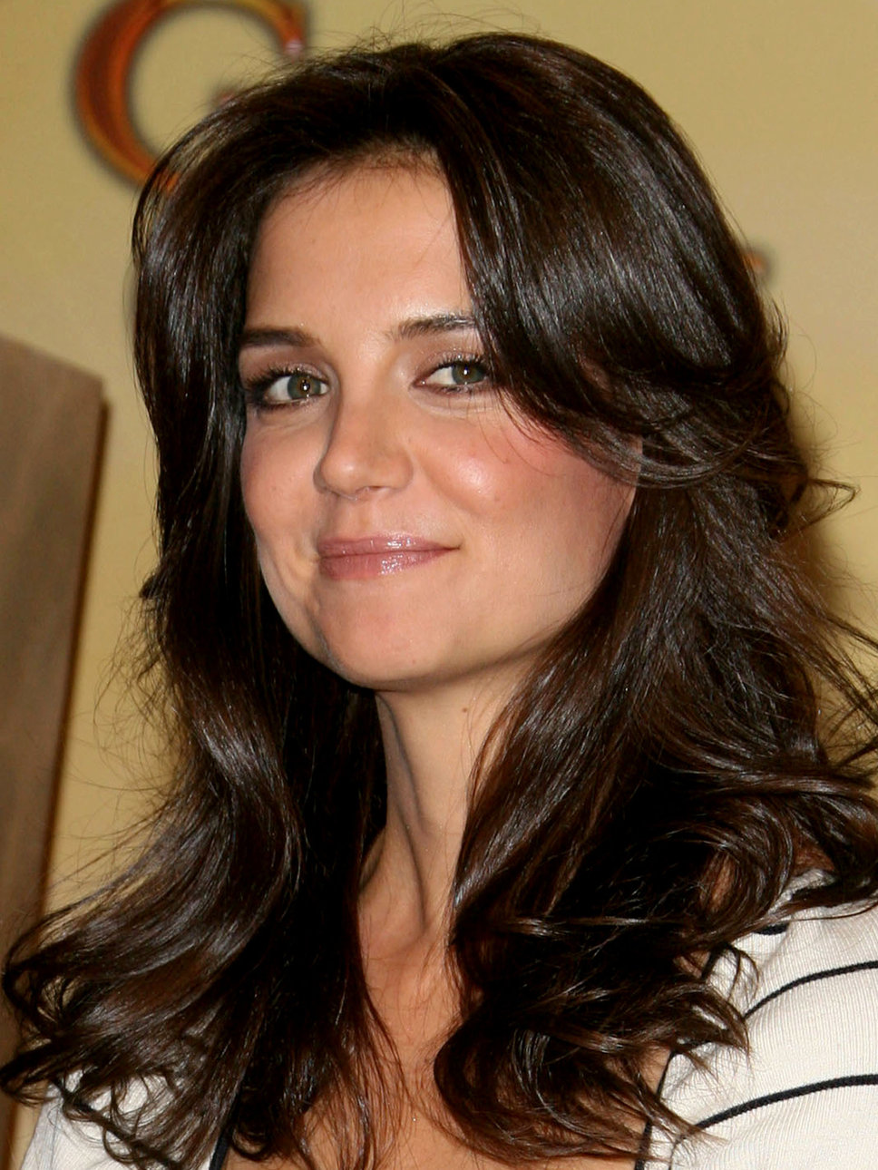  Katie Holmes And  short brown hair   