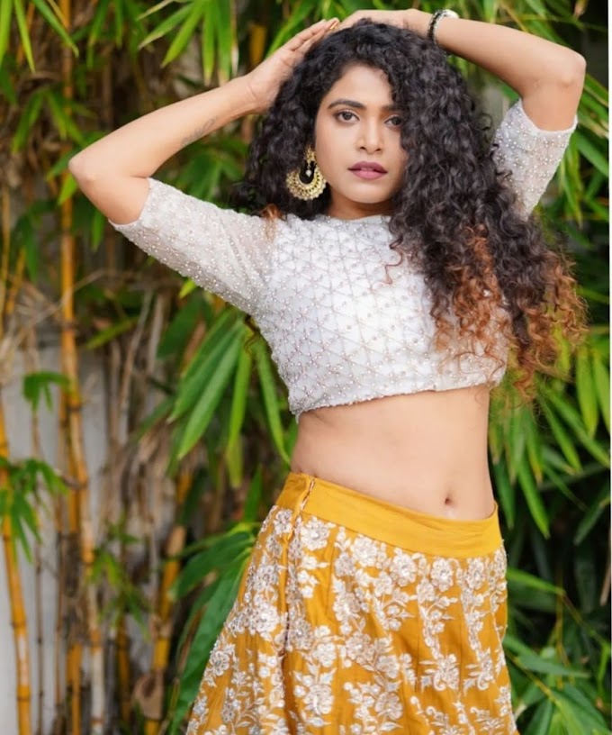 Sonakshi Verma Hot Sexy Navel