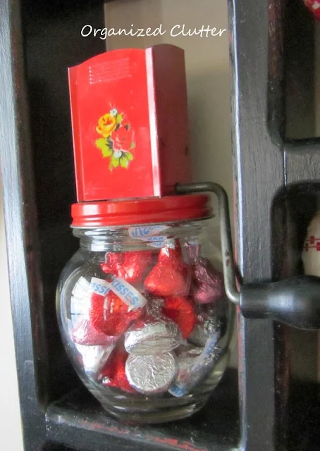 Vintage Valentine's Day Shadow Box Display www.organizedclutterqueen.blogspot.com