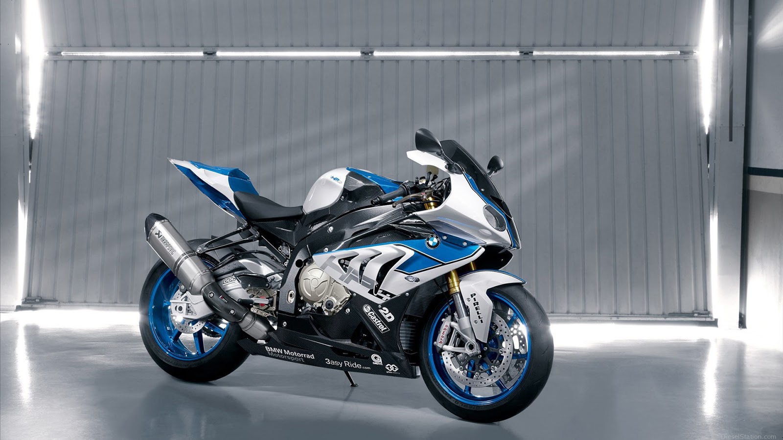 BMW HP4 2013 ~ Bike Special