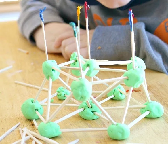 BUILDING SHAPES WITH PLAYDOUGH