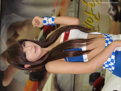 2 Ryu Ji Hye - S-Motor Show 2011-very cute asian girl-girlcute4u.blogspot.com