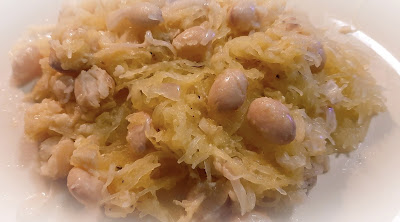 Spaghetti squash with cheese and Borlotti beans
