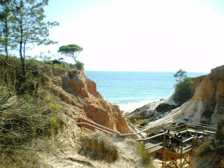 Accès à la plage "Praia da Falésia"