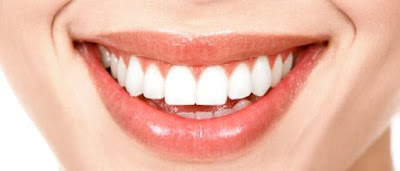 Wie wirkt aufhellende Zahnpasta?
