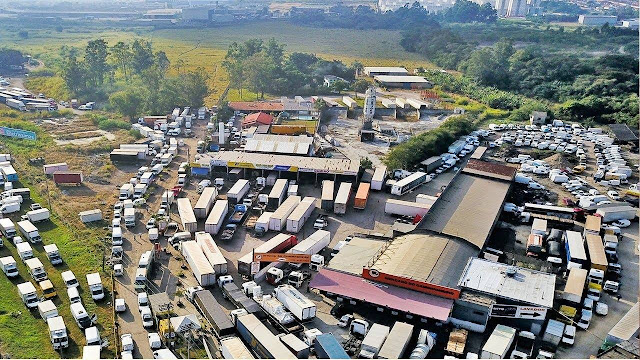 A Petrobrás sob o controle dos especuladores e a greve dos caminhoneiros, por Bruno Lima Rocha