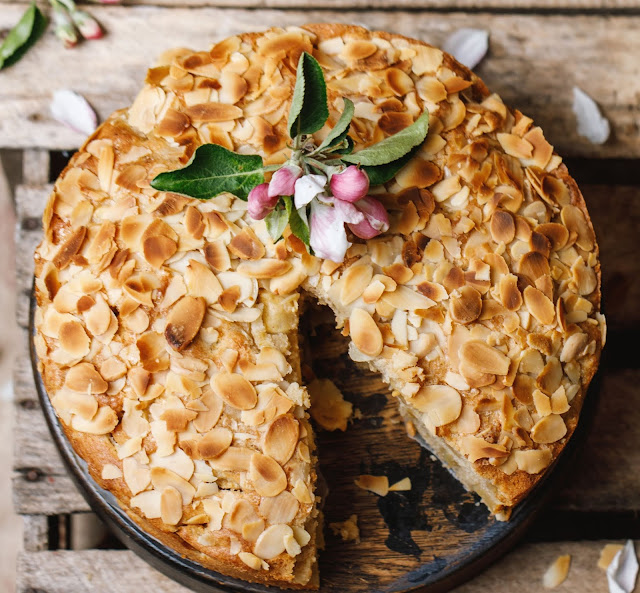 Irish Apple Cake