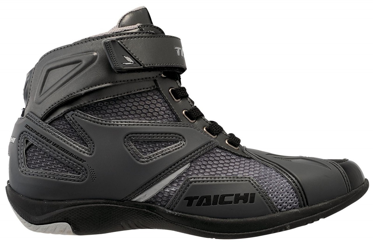 Motorcycle Riding Boots for Short Riders