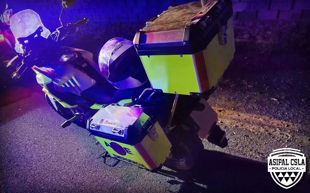 Motocicleta de protección civil interceptada por los agentes (Foto: ASIPAL - CSLA).