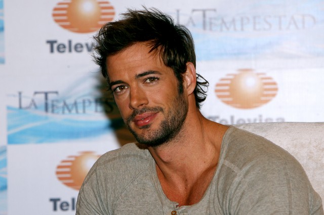 William Levy confundio a sus fans en twitter 