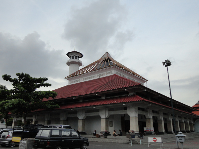 Masjid Ampel  Surabaya  Bumi Nusantara