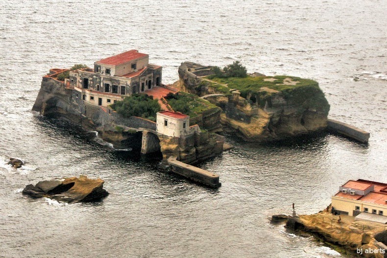 gaiola-island-1