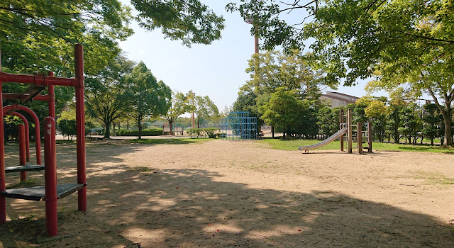 赤峰市民広場(河内長野)