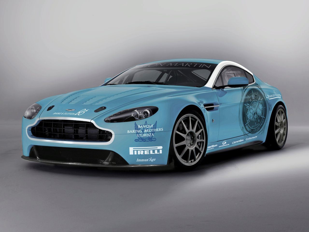 Aston Martin Vantage, race car