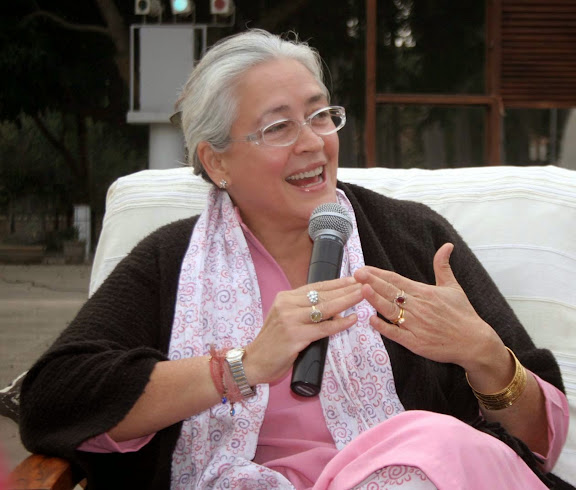 Nafisa Ali Hot Bikini Photo Gallery