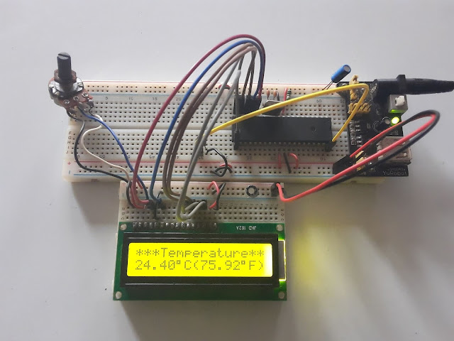 LM35 temperature sensor ATmega32 LCD on breadboard