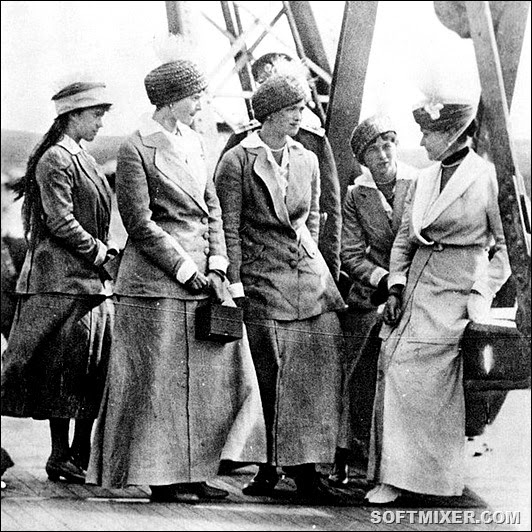 601px-OTMA1915-2