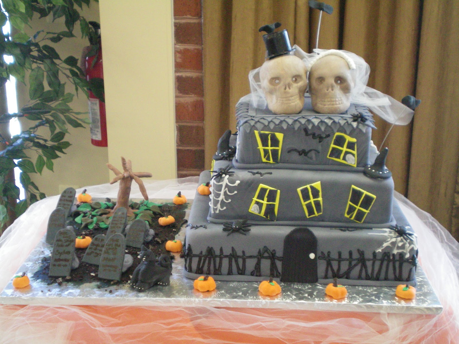 Behind the scenes at Cakes  by Happy Eatery Haunted  House  