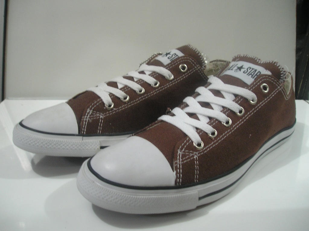  Foto Sepatu  Converse