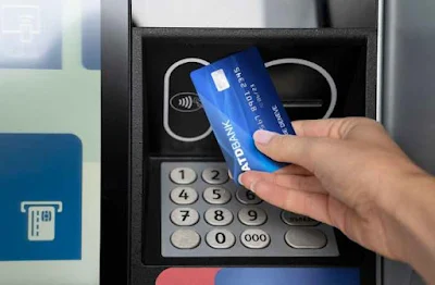 ATM aur debit card kya hota hai