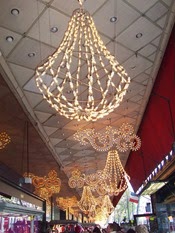 2008.11.24-010 illuminations des Galeries Lafayette