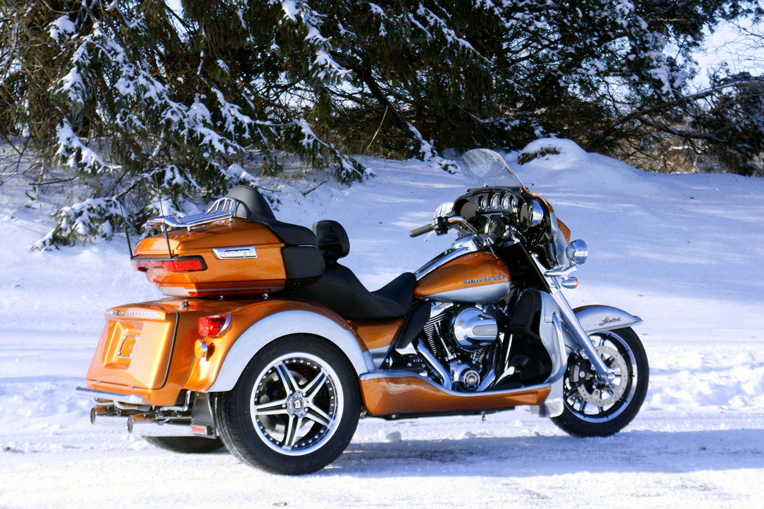 V Twin News 2014 Roadsmith Harley  Davidson  Rushmore Trikes 