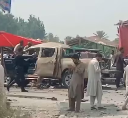 A blast that targeted security forces rocked Peshawar, Pakistan, leaving 1 dead and 8 injured