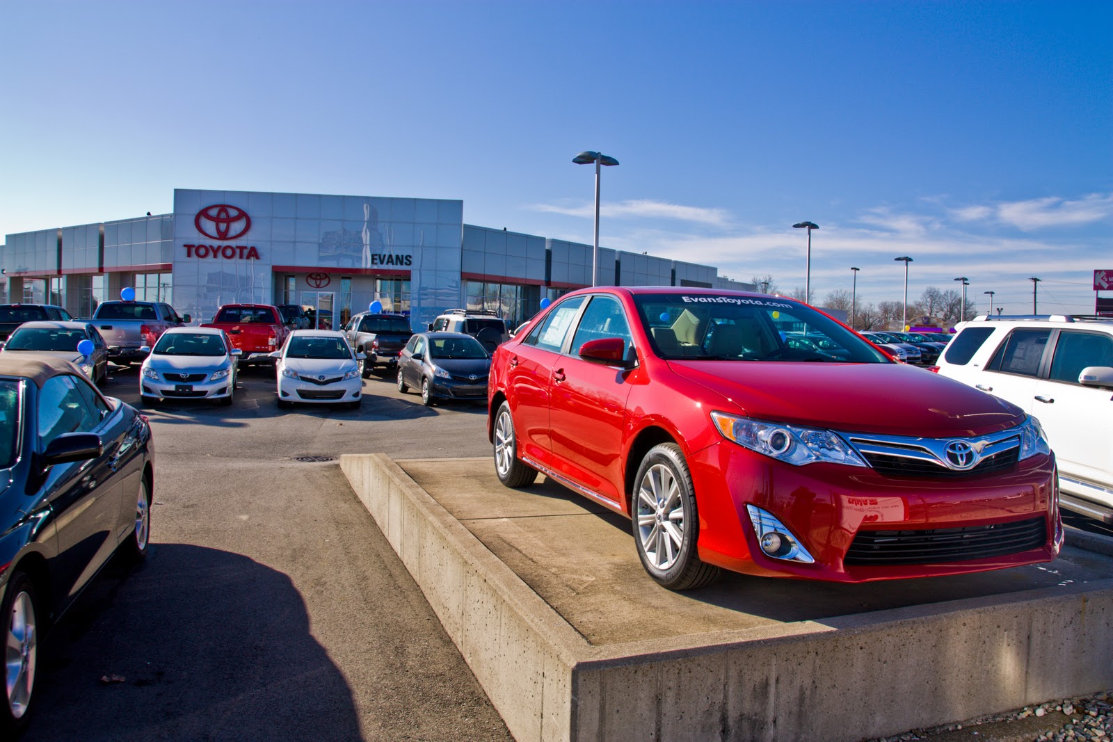 Selling Cars at Evans Toyota Scion  Used Cars Fort Wayne