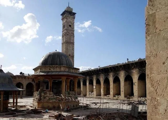masjid umawi yang telah dibedil pada tahun 2013