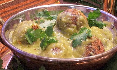 easy recipe broccoli kofta in jalapeño cilantro sauce