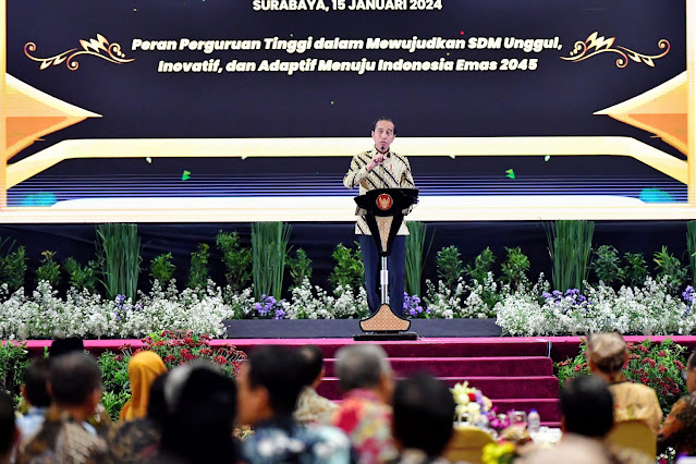 Presiden Jokowi saat membuka Konvensi Kampus XXIX dan Temu Tahunan XXV Forum Rektor Indonesia, di Graha Unesa, Surabaya, Jawa Timur, Senin (15/01/2024). (Foto: BPMI Setpres)