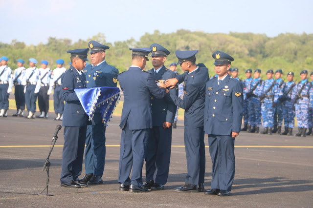 Kepala Dinas Operasi Lanud RSA Pimpin Upacara Peringatan HUT ke-77 TNI AU