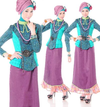 9 Model Baju Gamis Variasi Batik Terbaru