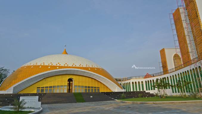 Masjid Agung Sultan Thaf Sinar Basarsyah Lubuk Pakam Deli Serdang